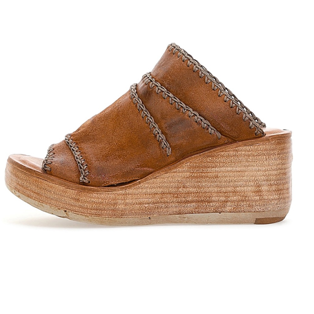 A.S. 98 Nelson heeled mules size 37